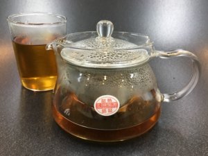 HARIOの茶茶急須 角 CHJKN-45で寛ぎのひとときを！