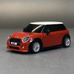 DEERC TRBC1B0CはMINIのライセンスを取得したテーブル上で遊べる超小型ラジコンカー「クーポンあり」